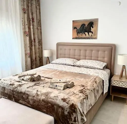 The Lux Vol.2 Apartamento