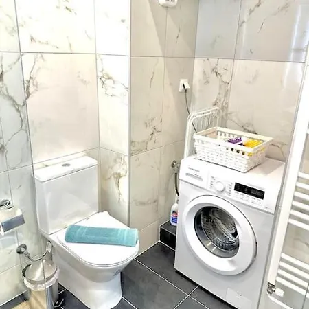 The Lux Vol.2 Soluň